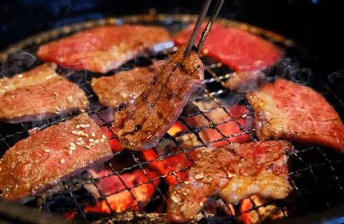 焼き肉屋さんが「残念な肉の焼き方」を解説！　こういう肉の焼き方してる奴、まずいぞ……