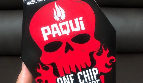 高校2年生「世界一辛いチップス、1枚だけ食べるチャレンジやってみた！」　→　取り返しの付かない最悪の末路に…