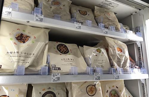 【画像】「わかりにくい」と炎上していたローソンのデザイン商品パッケージ、現在ガチで変わり果てた姿に！　なにこれｗｗｗｗｗｗ