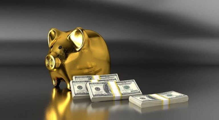 最初のデートで相手の銀行預金残高を聞くのは間違ってる？アメリカ人女性が質問