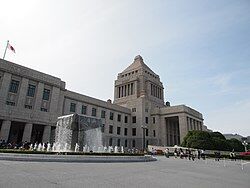 世襲・名誉職・組織票ガチガチで断ち切れない日本の支配構造がヤバすぎる