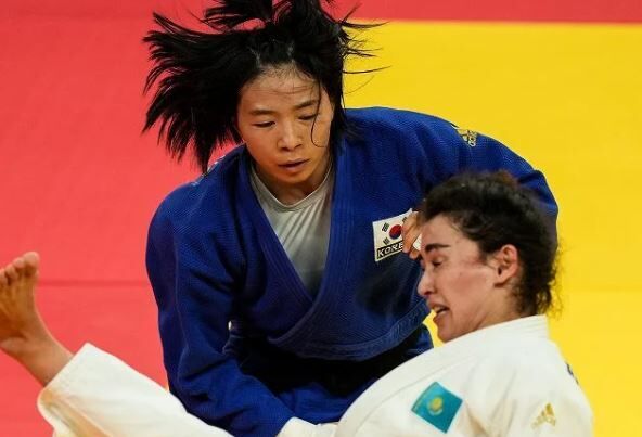 女子柔道大会で韓国選手が対戦相手に張り手を食らわせ反則負け → その後対応があまりに酷いと話題に…