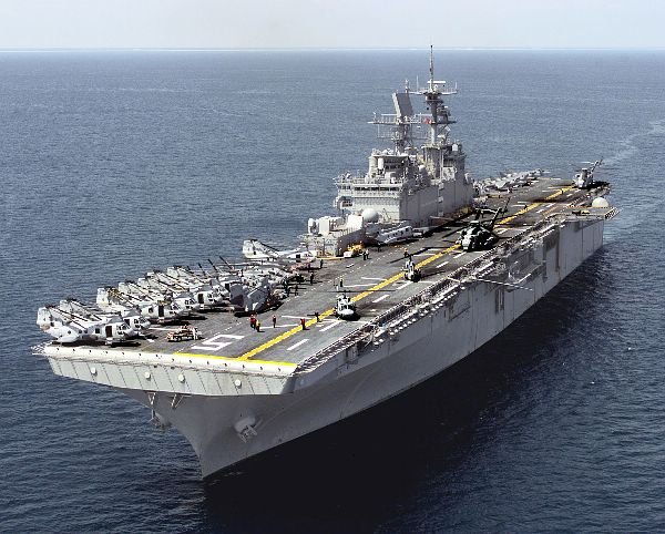 第二次大戦のアメリカ軍（連合国全て含む）と今の自衛隊が戦ったら、どっちが勝つの？