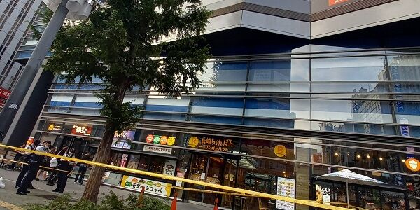 【動画あり】歌舞伎町で飛び降り事件が発生！ライブカメラにしっかり映ってしまう・・・ガチでやばすぎる