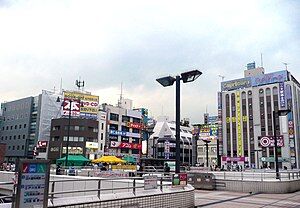 【悲報】路上で女性が顔から血を流し倒れ死亡　男2人が暴行か　男らは逃走中　千葉・松戸市　被害女性は中国人との情報