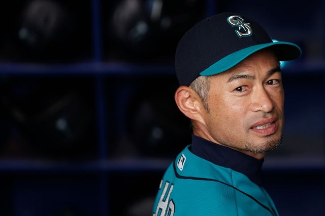 【エグイ】イチローさん、高校生にフリー打撃を披露した結果ぶっ飛びすぎて窓を破壊