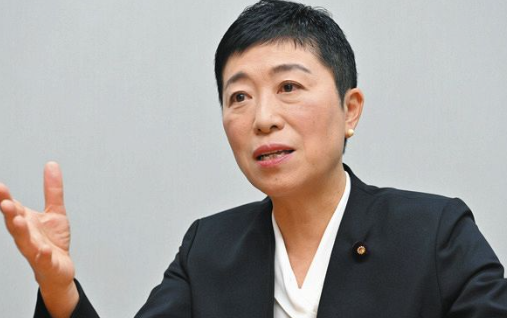 【動画あり】立民・辻元清美議員、横断歩道渡らず車道を横断→Xに証拠動画挙げられ謝罪「猛省しています」