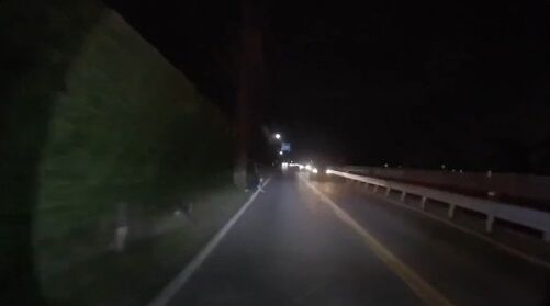 【ガチホラー】不意に道路脇から飛び出してくる「四つん這いの老婆」が怖すぎると話題に・・・