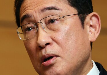 【ほんとに？】岸田首相「来年夏には所得の伸びが物価上昇上回る状態に」