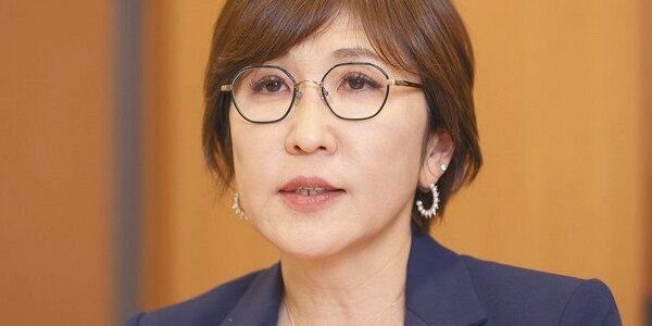 自民党議員さん「政治不信は国民の◯◯のせい！！！」←非難殺到
