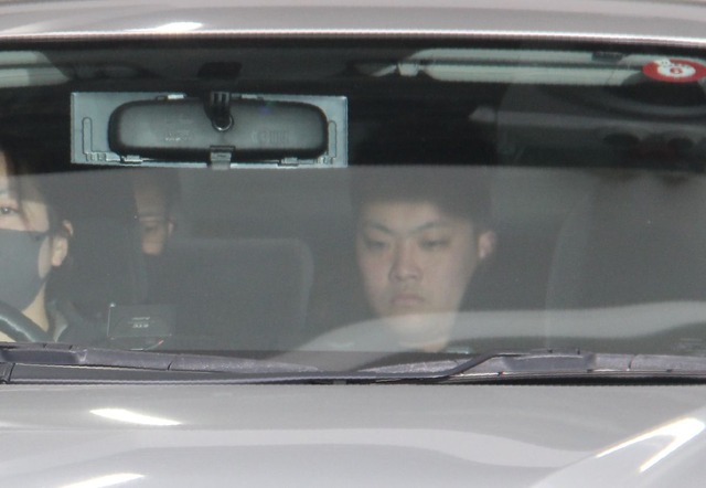 「いらいら抑えられず…」交際相手の長男を投げ落とし骨折、22歳の男、蛭子唯斗容疑者を逮捕　日常的に虐待か