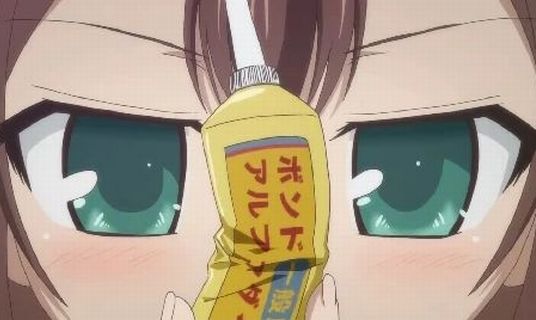 【マジ注意】「指についた瞬間接着剤は絶対にトイレットペーパーで吹かないで！　さもないと…」　→　本当にガチで最悪の大惨事になる危険が！必ずこの正しいやり方で対処して！