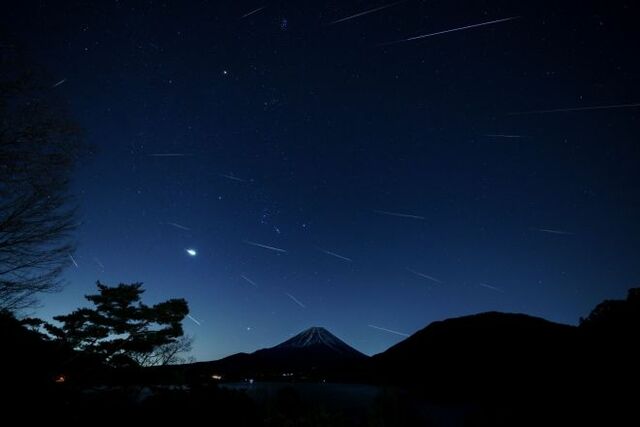 ふたご座流星群ピークは今夜がピーク！ここ数年で最も多い流星数になる模様！！