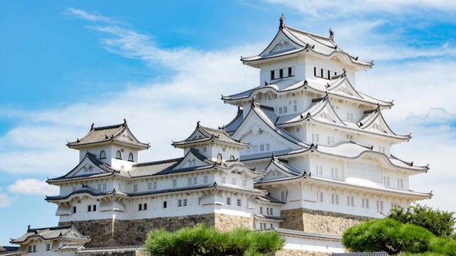 姫路城、霧に包まれた姿があまりにも幻想的だと話題に！完全に天空の城そのもの