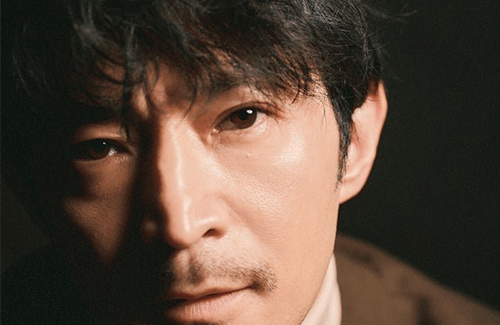 「ViVi国宝級イケメンランキング」イケボ部門で初代王者が津田健次郎に