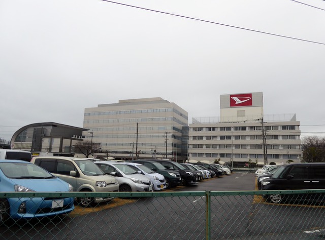 ダイハツ、64車種で衝突試験不正確認　出荷停止は国内外の全車種に拡大