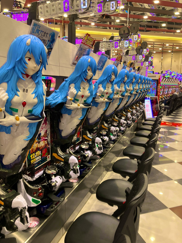 【画像】パチ屋、エヴァ新台の綾波レイがヤバすぎるｗｗｗｗｗｗ