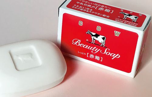 「牛乳石鹸の赤箱」で生まれてからずっと全身洗ってた子供が、在庫切れのため別のシャンプーボディーソープに変える　→　途端にとんでもない事になってしまった話…((((( ；ﾟДﾟ)))