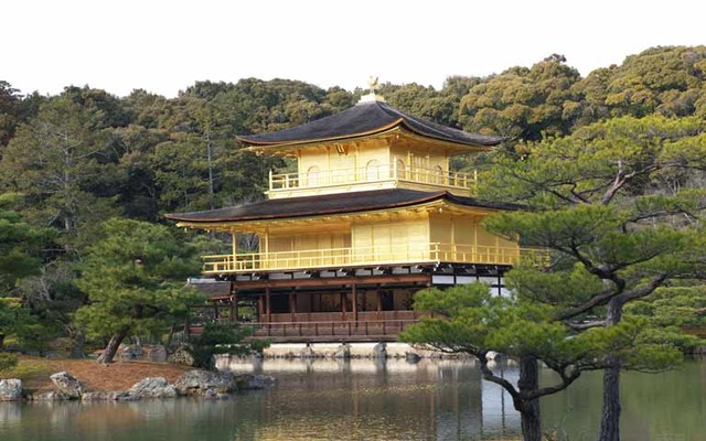 外国人「京都にガッカリ。フィレンツェをイメージしていたが、実際訪れたら何の統一感の無い酷い街