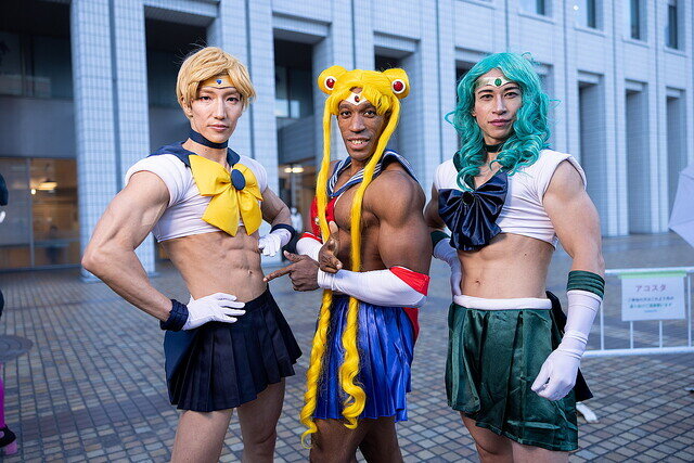 東京都豊島区、ふるさと納税返礼品に「池袋でコスプレ」を追加！メイクも撮影も全部プロがやってくれるぞ！お値段なんと・・・