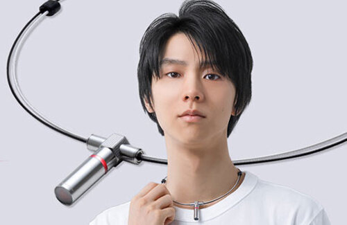 羽生結弦さん、着けてるだけで『光の力』を身にまとい体をメンテする謎ネックレスの広告塔になるｗｗｗｗｗ
