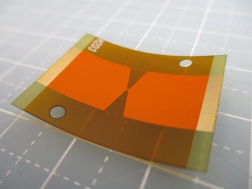 名古屋大学が、針を使わず衝撃波で薬剤を打ち込む「貼る注射器」を開発！→肝心の痛みや実用化に関してがこちら