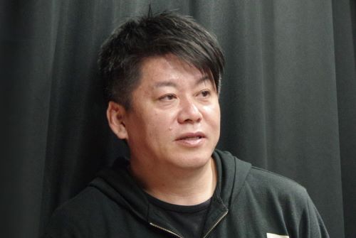 ホリエモン「超有名YouTuber○○の家に居候してる。朝ごはん作ってきた」