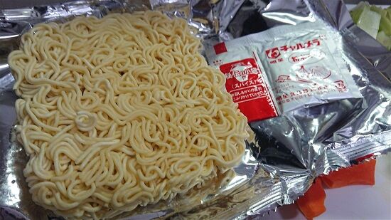 袋麺の粉末スープを『火を止めてから入れる』べき理由がこちら！これからはちゃんと作るわ・・・