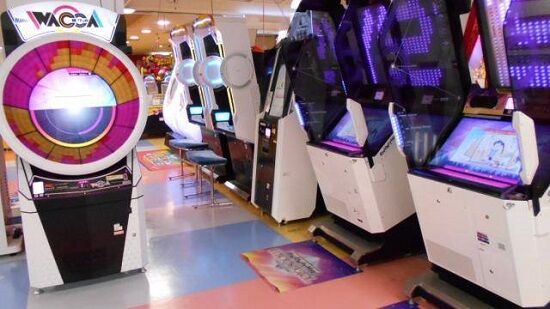 彼氏「彼女が数時間もゲーセンにいるらしい・・・ほんと？付いて行っていい？」→結果・・・