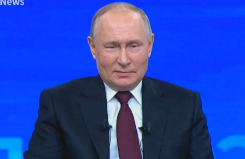 AIプーチン大統領がプーチン大統領(本物)に質問「たくさんの影武者がいるというのは本当ですか？」