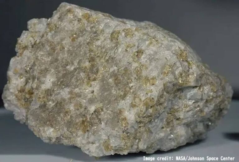 アポロ17号が持ち帰った月の岩石から水素を検出。将来の月探査で利用できる可能性