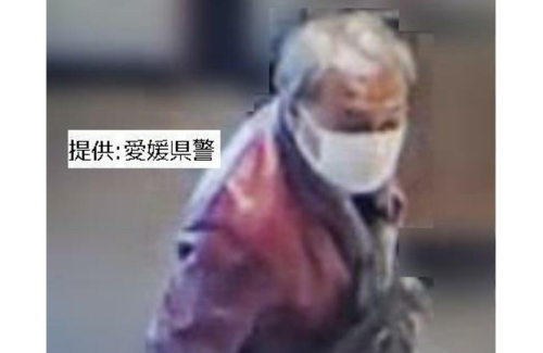 スタバで男性が撃たれ死亡した事件で、指定暴力団幹部組員の男が指名手配！凶器を持ったまま逃走