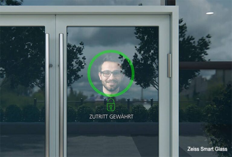 どんなガラスでも見えないカメラやディスプレイになる。画期的な光学技術を搭載したスマートガラスが登場