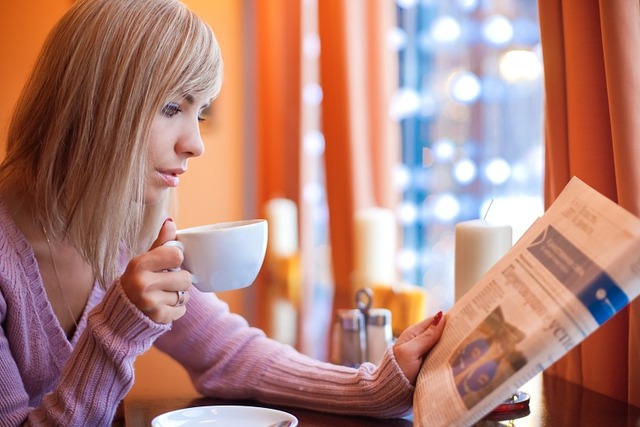 「カフェで読書する奴は意識高い系」←これ本当なの？