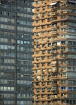 【錯覚】2つ並んだビル　どっちが手前にあるか？　錯覚画像が掲示板で大論争に