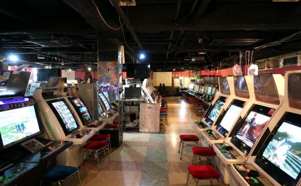 ゲームセンター、今の日本の法令だと開業出来る地域や場所が限られている模様… 昔は出来たとしても今は出来ないのが現状の日本
