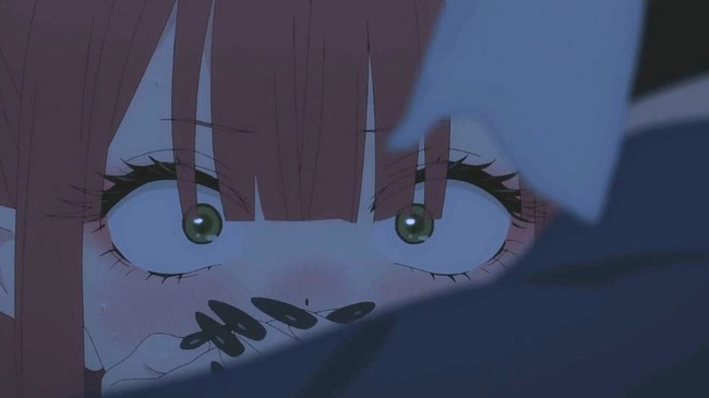 ラブホに来たカップル「部屋に入ったらシーツの中が膨れて何かが動いてるんだけど」 → 中からとんでもない人が出てくるｗｗｗｗｗ