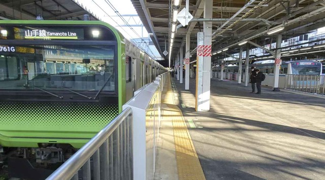 「死ぬまで塀の中に入っていたいからやった」JR品川駅で60代女性を突き落とした犯人の男(39)が供述