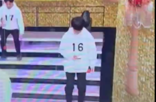 紅白のけん玉ギネスチャレンジで失敗した例の人、全員の前で号泣土下座していた・・・