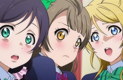 【画像】X民さん、ラブライブのカバンを持って歩いただけで女子高のスクールバッグを盗んだと勘違いされてしまう…