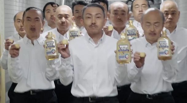 『モンダミン』の『8番出口』パロディCMが登場！大量のおじさんがお口クチュクチュする異変ヤバすぎるｗｗｗｗ
