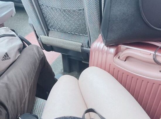 新幹線で隣に座った男を「きもいしね」と晒し上げたGカップ女さん、化けの皮が剥がれてしまう・・・