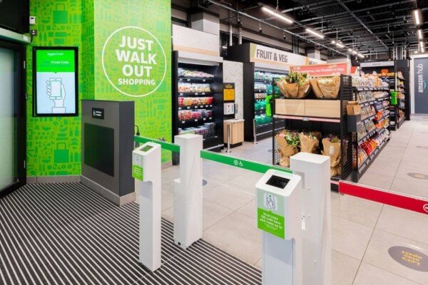 Amazon実店舗の「AIを使用した全自動買い物システム」実は1000人のインド人が裏で動く力技だった