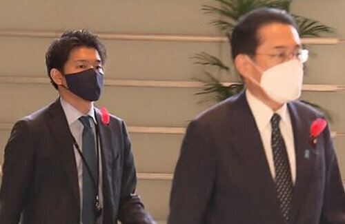 公邸で親族を交えた忘年会を開いて炎上し秘書を内閣総理大臣秘書官を辞職した岸田首相の長男・翔太郎氏、ひっそりと秘書復帰していた…