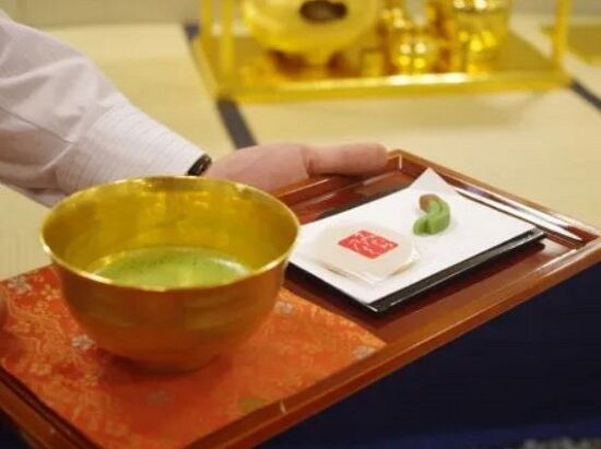 日本橋高島屋で1000万円超えの純金製茶碗が盗まれる！酷すぎるセキュリティ体制がこちら・・・