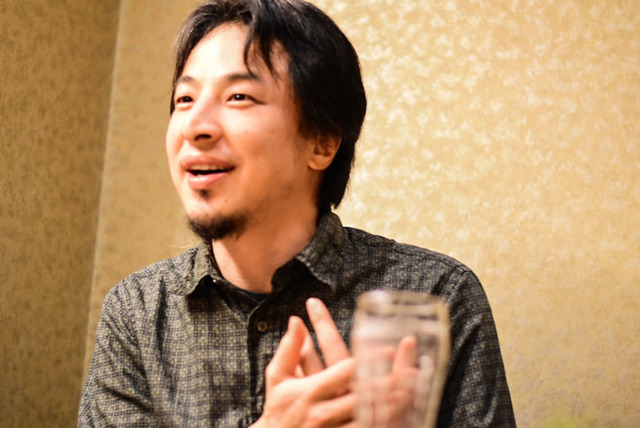 ひろゆき氏「タバコ吸う奴は全員バカです」
