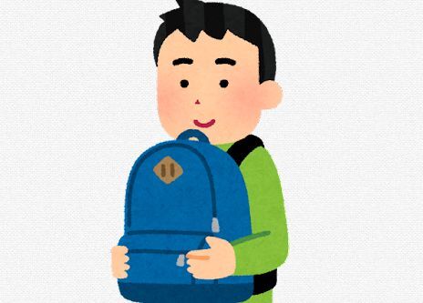 電車内の「前リュック」はマナー違反！？ネット内で様々な意見が飛び交う
