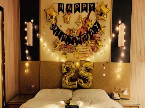 男性さん「大学生カップルがよくやる誕生祝いに風船飾る奴、ベッドでやるのが生々しくてヤバイ」←突っ込み殺到ｗｗｗｗｗｗ