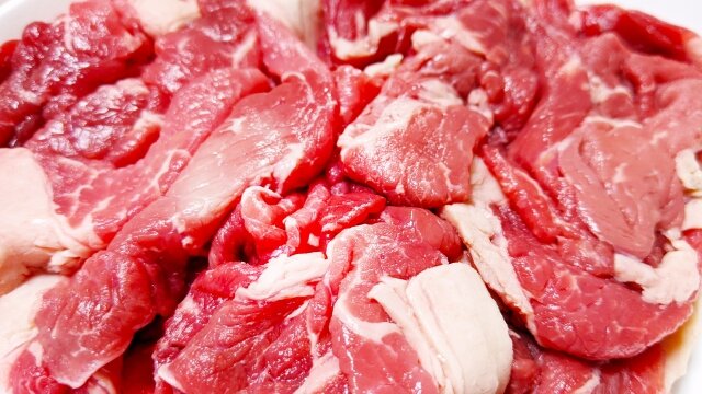タイで生の牛肉を食べた人、帰国してからトイレに行くとケツからとんでもないものが出てきた話が話題に　なお、それはどうしたのかというと…