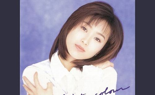 【画像】「碧いうさぎ」酒井法子さん(53歳)、イメチェンして別人のように激変した姿で発見される！　→　これは…